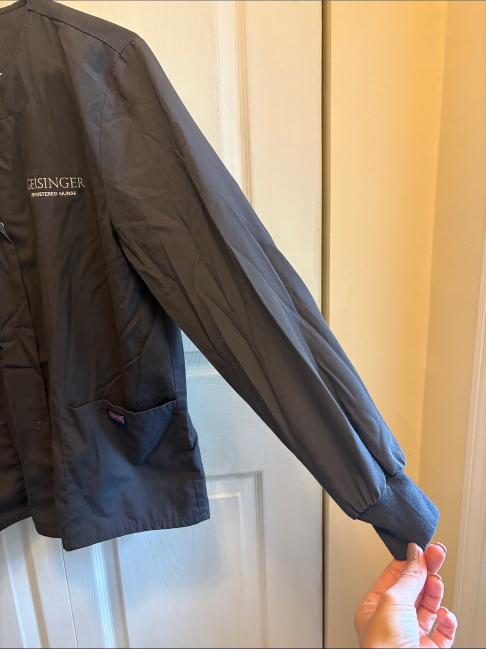 Cherokee Utility Jacket in Dark Gray - Picture 7 of 9